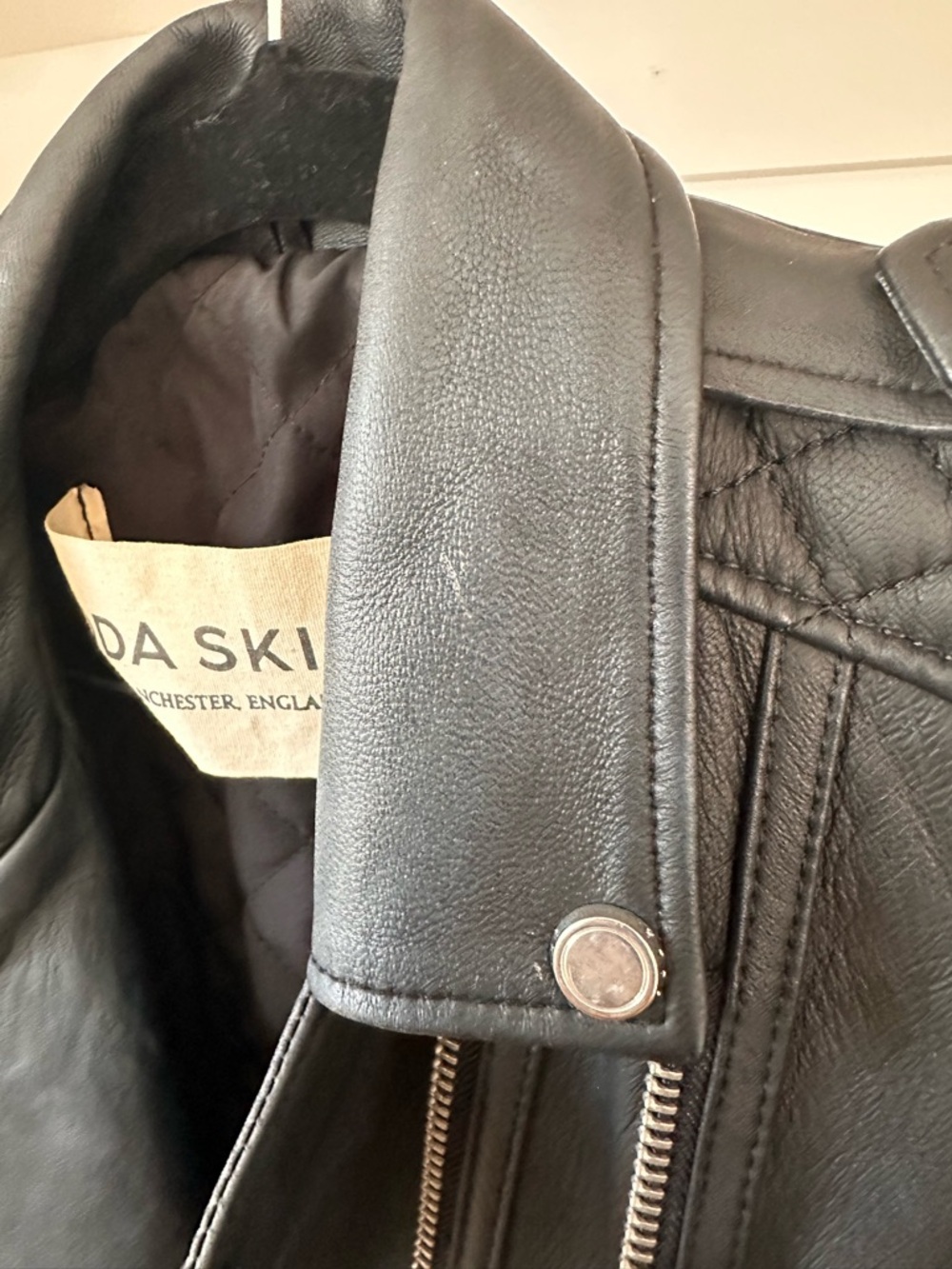 BODA SKINS Women's Black Quilted Leather Biker Jacket - Picture 5 of 7